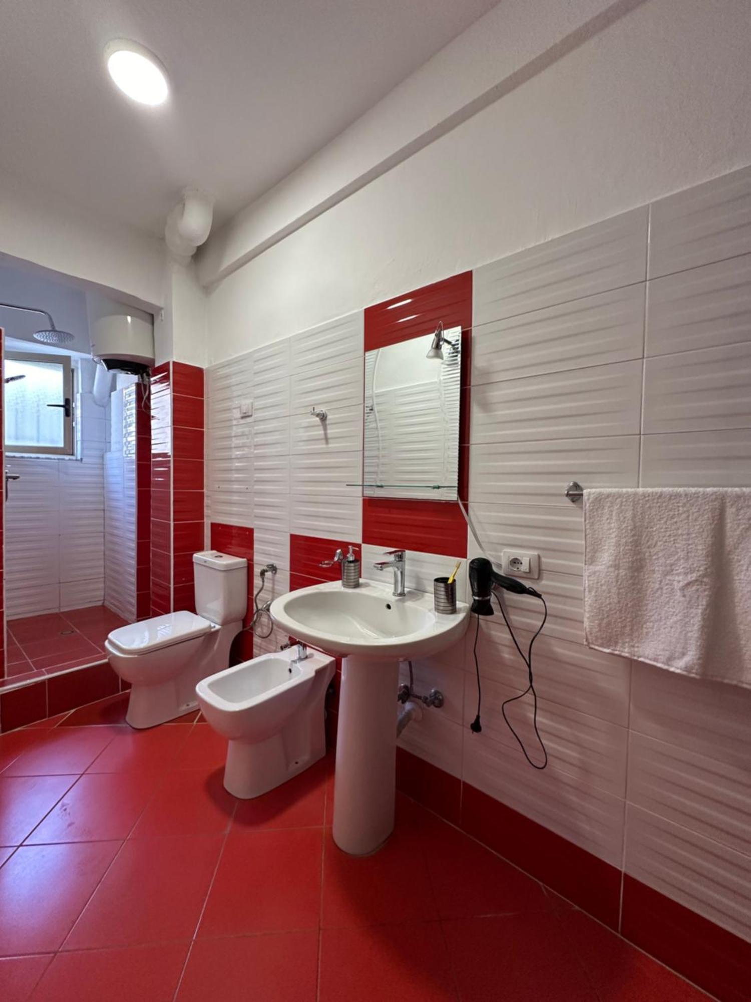 Vollga Apartment Дуррес Екстер'єр фото